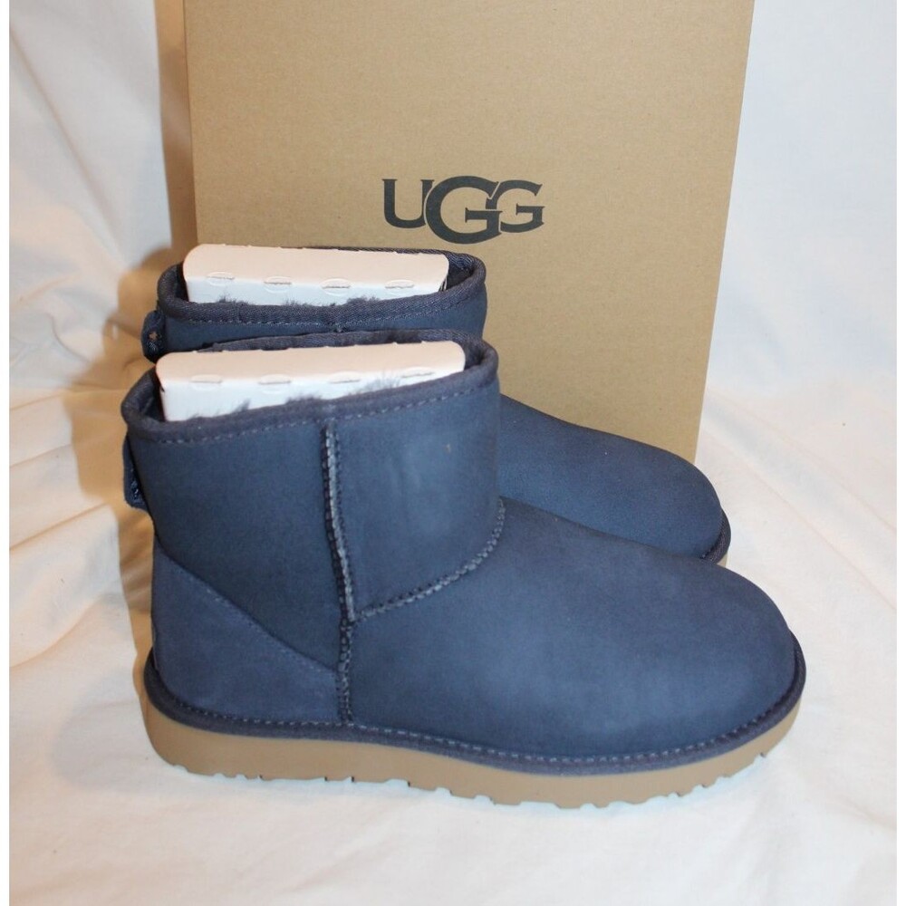 UGG Women's Classic Mini II Suede Shearling Lined Boots DKN NAVY BLUE EU 37 US 6